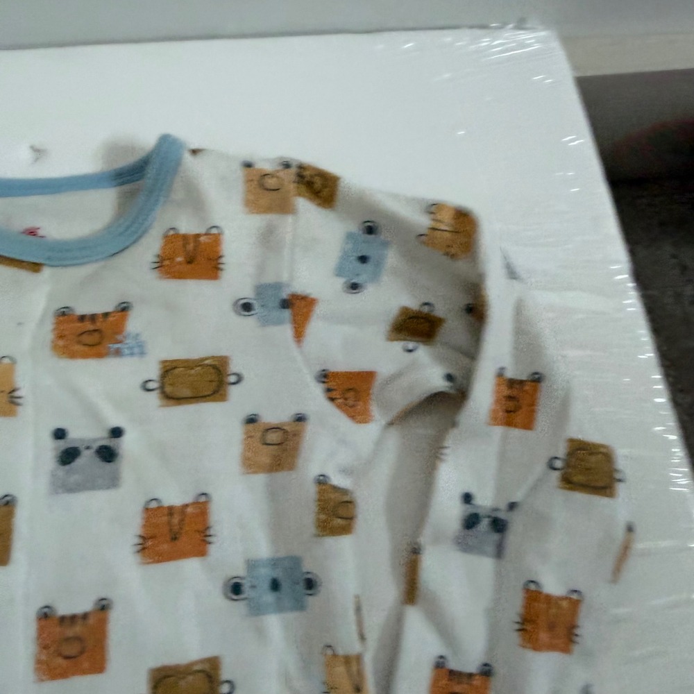 Magnetic Me Animal Print Sleeper Size 6-9 Months - Picture 9 of 11